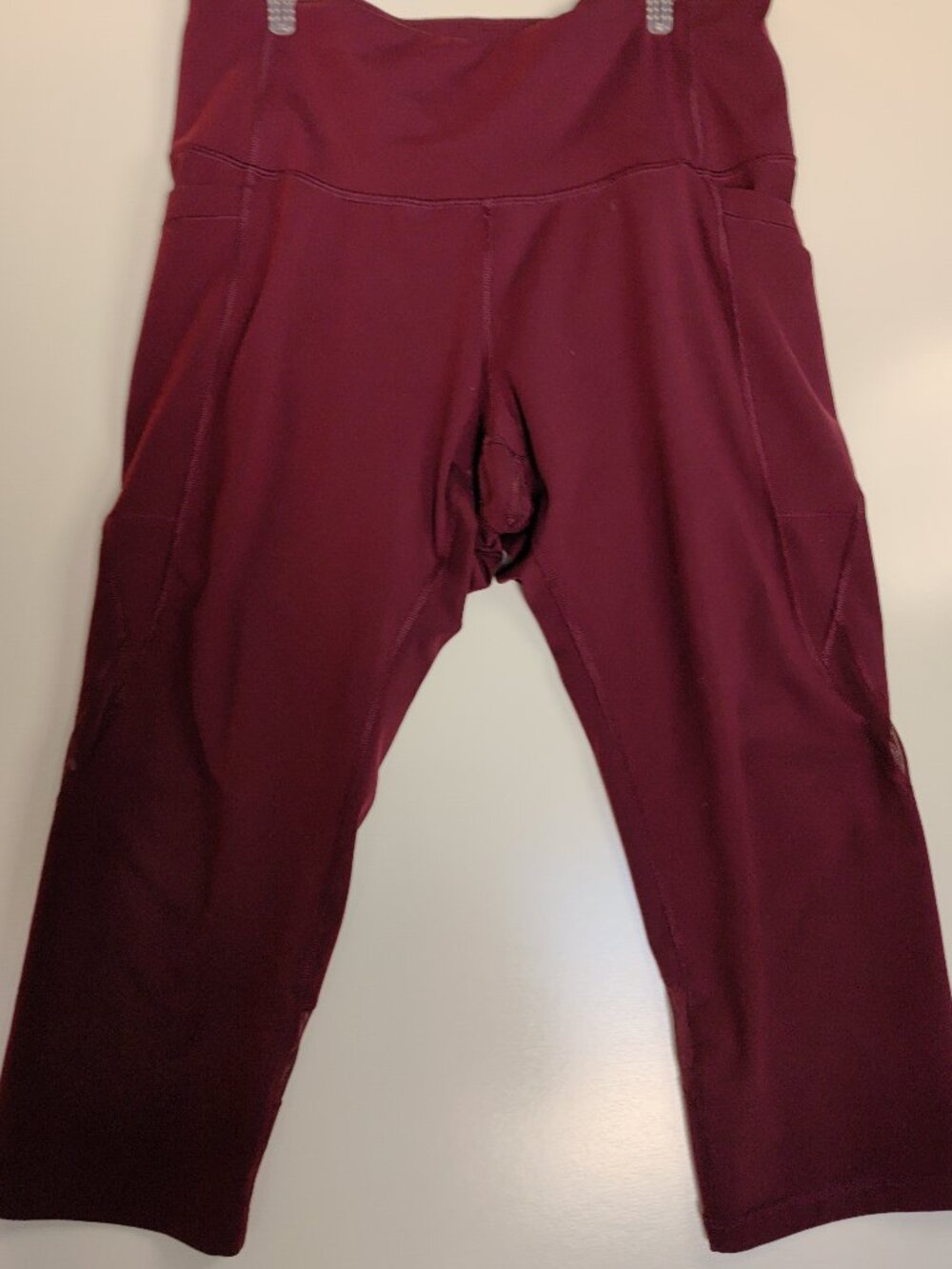 Old Navy Active Leggins Yoga Color Maroon Size M Side Pockets Go Dry